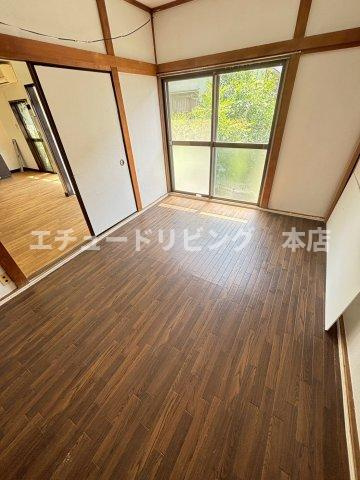 朝霞賃貸戸建の寝室