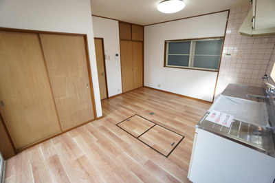 【居間・リビング】 | 郡家本町貸家