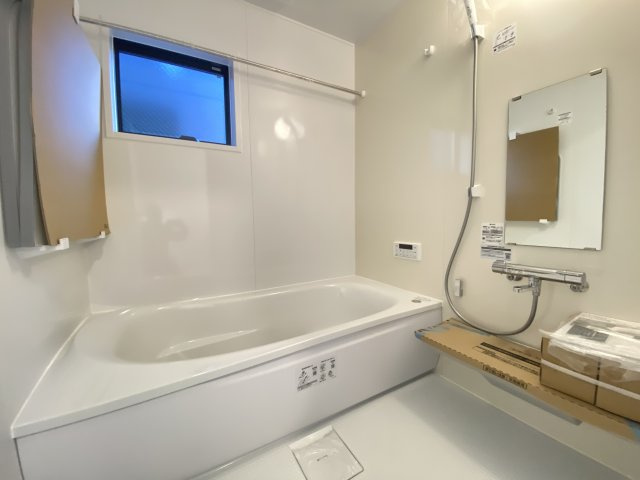 『八王子市新築戸建て』八王子市川口町1356-1【仲介手数料無料】　４６期の浴室|～仲介手数料無料☆八王子ひなた不動産～八王子市川口町　新築戸建て