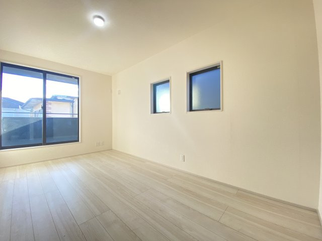 『八王子市新築戸建て』八王子市川口町1356-1【仲介手数料無料】　４６期の洋室|～仲介手数料無料☆八王子ひなた不動産～八王子市川口町　新築戸建て