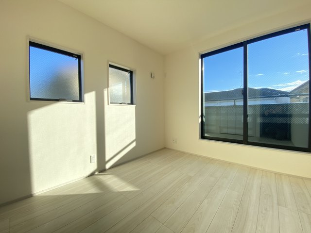 『八王子市新築戸建て』八王子市川口町1356-1【仲介手数料無料】　４６期の洋室|～仲介手数料無料☆八王子ひなた不動産～八王子市川口町　新築戸建て