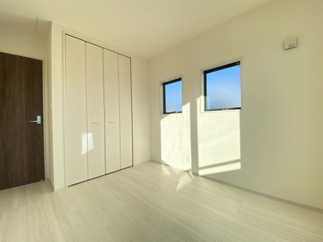 『八王子市新築戸建て』八王子市川口町1356-1【仲介手数料無料】　４６期の洋室|～仲介手数料無料☆八王子ひなた不動産～八王子市川口町　新築戸建て