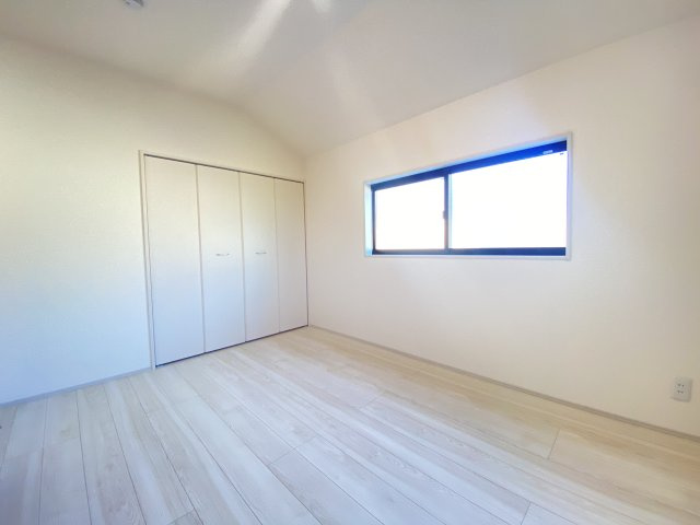 『八王子市新築戸建て』八王子市川口町1356-1【仲介手数料無料】　４６期の洋室|～仲介手数料無料☆八王子ひなた不動産～八王子市川口町　新築戸建て