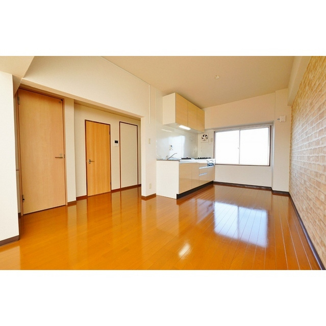 ラティーナ岐阜の居間・リビング|LDK 12帖