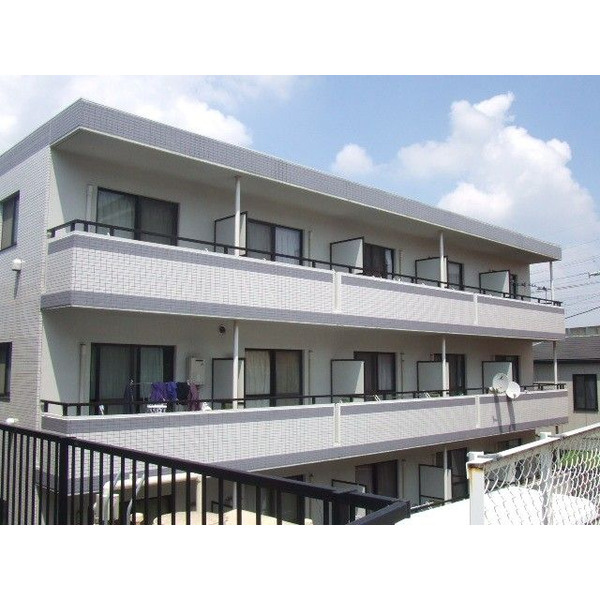 アイセイ　エフの外観