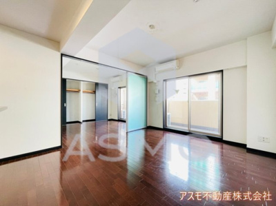 【居間・リビング】 | フローライト南森町 | ※同物件　別間取り　参考写真