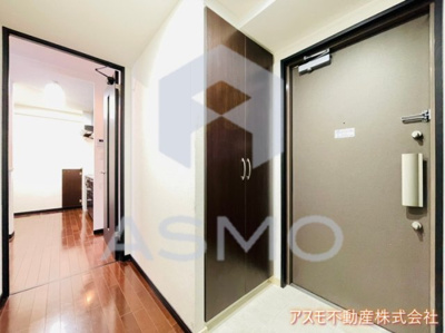 【玄関】 | フローライト南森町 | ※同物件　別間取り　参考写真