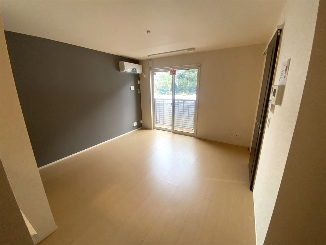 メゾンヴァンベールの玄関