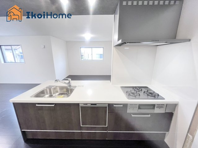 明石市魚住町清水　新築のキッチン|【ホームページに現地動画掲載中】●年中無休：当日予約可●食洗機付きのですのでとても便利です！