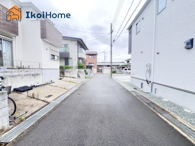 明石市魚住町清水　新築の前面道路含む現地写真|【ホームページに現地動画掲載中】●年中無休：当日予約可●前面道路は4.9ｍ幅です。3