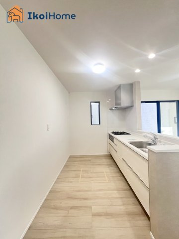 明石市魚住町中尾　全2棟　1号棟　新築戸建のキッチン|【ホームページに現地動画掲載中】●年中無休：当日予約可●カップボードのご依頼可能！