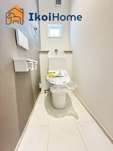 明石市大久保町八木第2　7号棟　新築戸建のトイレ|【ホームページに現地動画掲載中】●年中無休：当日予約可●各階ウォシュレット、暖房便座が標準装備！