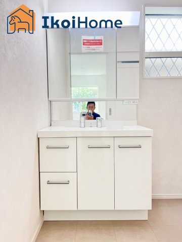 明石市朝霧町3丁目　新築戸建の洗面所|【ホームページに現地動画掲載中】●年中無休：当日予約可●畳２枚分の一般的な洗面室です