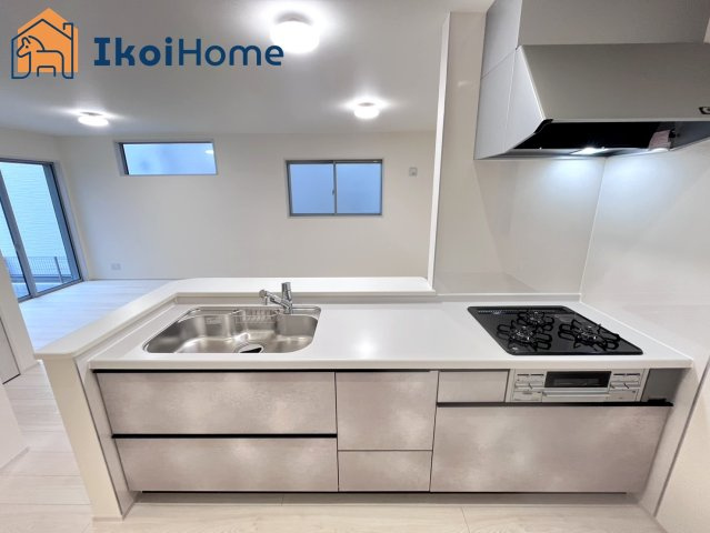 明石市大久保町松陰6期　2号棟のキッチン|【ホームページに現地動画掲載中】●年中無休：当日予約可●人気の対面式のキッチンです♪広々調理スペース