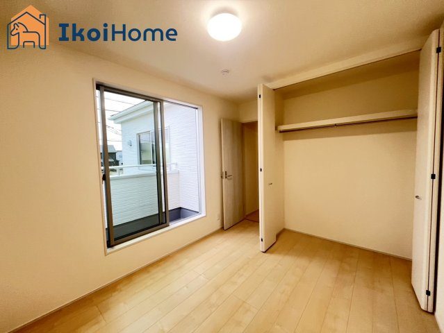 明石市大久保町松陰6期　1号棟の寝室|【ホームページに現地動画掲載中】●年中無休：当日予約可●全居室にペアガラスを標準装備しております