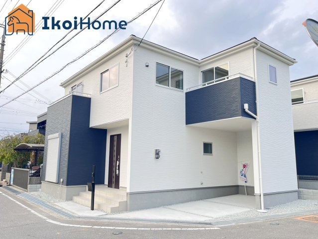 明石市大久保町松陰6期　1号棟の駐車場|【ホームページに現地動画掲載中】●年中無休：当日予約可●お車1台駐車可！前面道路は交通量少なく安心！