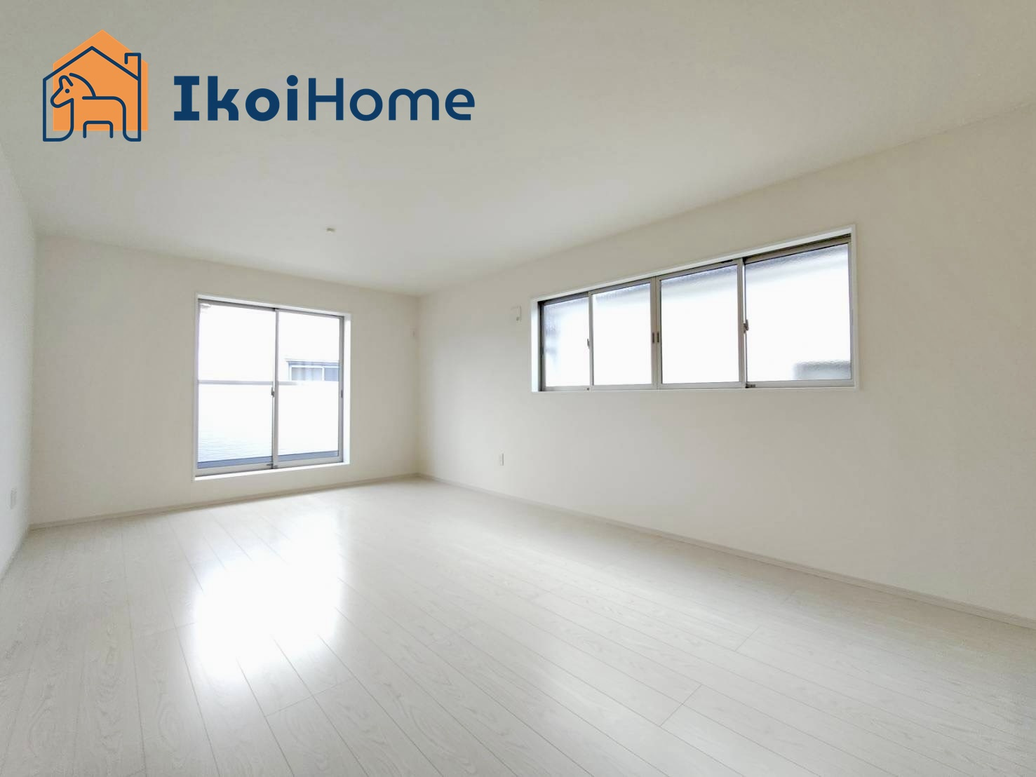 明石市二見町東二見　新築一戸建　の居間・リビング|【ホームページに現地動画掲載中】●年中無休：当日予約可●リビングは長方形で家具を配置しやすい間取り！