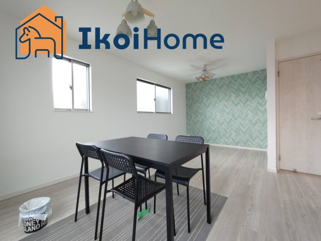 明石市二見町東二見　新築の居間・リビング|●年中無休：当日予約可●LDK15.1帖になります。2面採光で明るいです。バルコニーもあります。