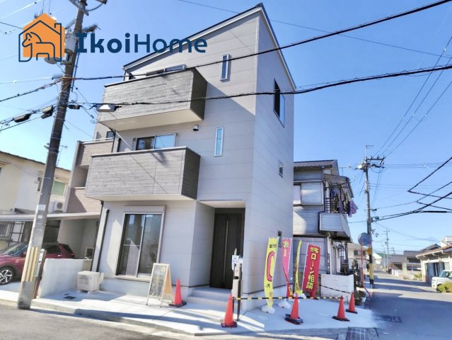 明石市二見町東二見　新築のエントランス|～ご見学に関して～平日や夜間でもご案内可能。決まったお時間で身動きが取れない方も臨機応変に対応します