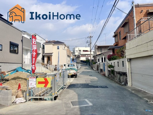 明石市藤江　新築戸建　全4区画　第1号地の周辺|【ホームページに現地動画掲載中】●年中無休：当日予約可●前面道路5.3ｍ。車の対面のすれ違いも可能。
