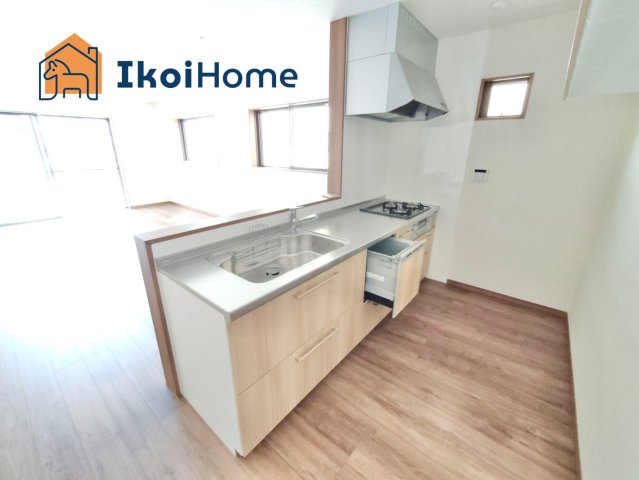 明石市西朝霧丘　新築戸建　B棟のキッチン|【ホームページに現地動画掲載中】●年中無休：当日予約可●食洗機付きのキッチンになります。