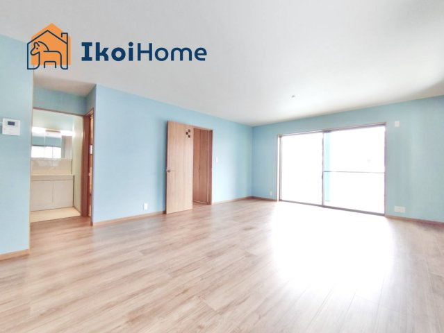 明石市西朝霧丘　新築戸建　A棟の居間・リビング|【ホームページに現地動画掲載中】●年中無休：当日予約可●家具・家電は住宅ローンに組込み可能！