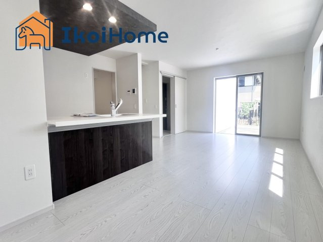 明石市東野町1期2号棟　新築戸建のその他|【ホームページに現地動画掲載中】●年中無休：当日予約可●窓が多く明るい団らんスペースとなっております