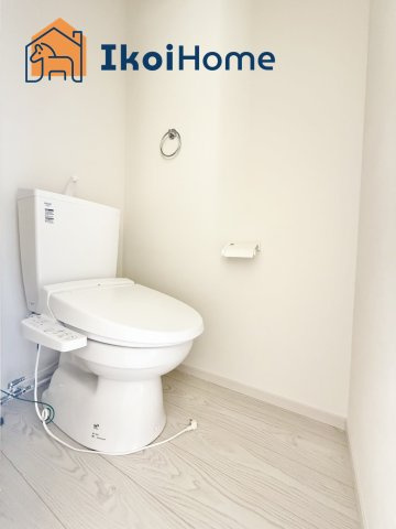 明石市東野町1期2号棟　新築戸建のトイレ|【ホームページに現地動画掲載中】●年中無休：当日予約可●トイレが2か所あるので夜中も楽ちん。