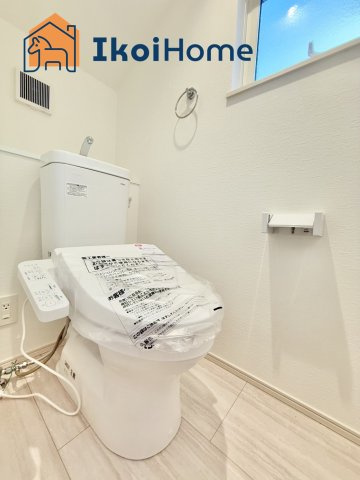 明石市第12大久保町山手台2丁目　2号棟　新築戸建のトイレ|【ホームページに現地動画掲載中】●年中無休：当日予約可●トイレが2か所あるので夜中も安心です