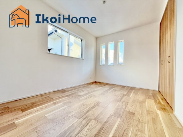 明石市第12大久保町山手台2丁目　2号棟　新築戸建のその他|【ホームページに現地動画掲載中】●年中無休：当日予約可●2面室採光で明るい2F洋室6帖です。