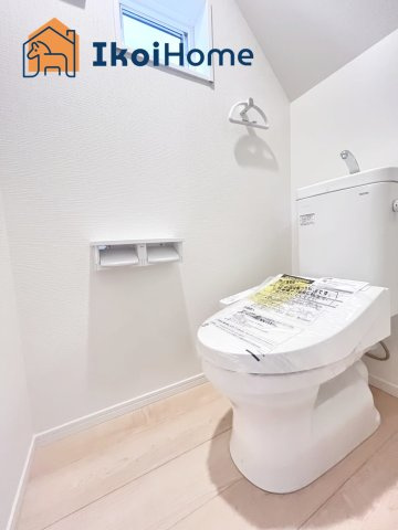 明石市大久保町八木第3　2区画2号棟のトイレ|【ホームページに現地動画掲載中】●年中無休：当日予約可●ウォシュレット、暖房便座、脱臭機能を標準装備