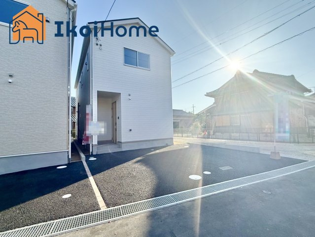 明石市大久保町松陰第8　1号棟　新築戸建のエントランス|【ホームページに現地動画掲載中】●年中無休：当日予約可●無料送迎！最短10分でお迎えに向かいます！