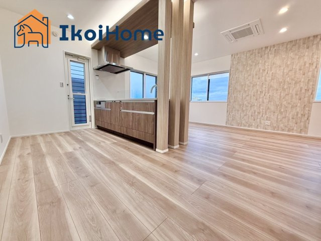 明石市大久保町西脇　新築戸建のキッチン|【ホームページに現地動画掲載中】●年中無休：当日予約可●キッチン同色のカップボードご依頼も承ります