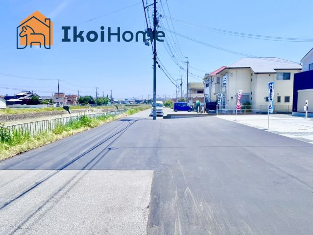 明石市魚住町西岡7期　新築　2号棟のエントランス|●年中無休：当日予約可●西区、垂水区、明石市初。弊社は契約前に新築戸建の住宅診断を無料で行っています