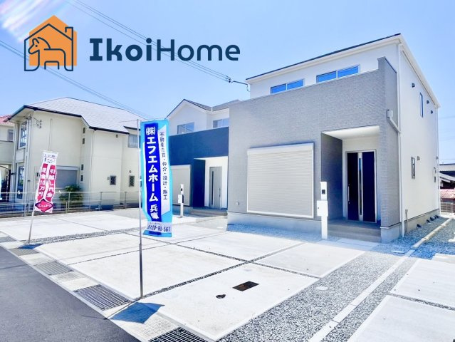 明石市魚住町西岡7期　新築　2号棟の駐車場|●年中無休：当日予約可●並列で3台駐車可能！東二見駅から徒歩10分の好立地です！周辺施設も充実♪