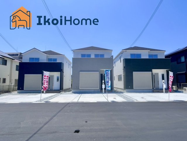 明石市魚住町西岡7期　新築　1号棟のエントランス|弊社独自で毎月５組限定「人気オプション３点パック」カーポート・バルコニー・ウッドデッキを１万円で取付