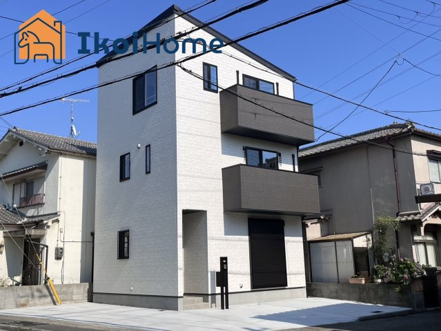 明石市魚住町西岡　新築戸建のエントランス|【ホームページに現地動画掲載中】●年中無休：当日予約可●閑静な住宅街ですので安心して生活できます！