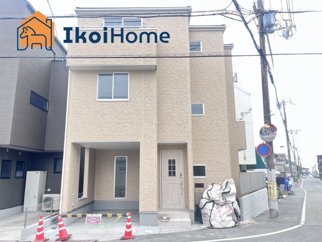 明石市魚住町清水25期　新築戸建の外観|開放感ある人気の角地♪2号線へのアクセス良好！前面道路は広々♪魚住駅徒歩13分！マルアイ徒歩9分！