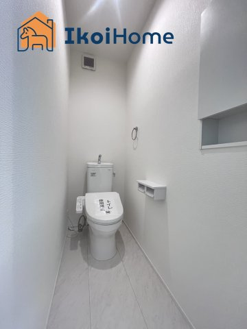 明石市朝霧台24－1期　1号棟　新築戸建のトイレ|【ホームページに現地動画掲載中】●年中無休：当日予約可●節水型で従来製品より60％水量削減。