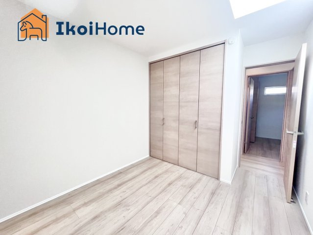 明石市東朝霧丘　4号棟　新築戸建の収納|施工例●年中無休：当日予約可●収納スペースも広く、荷物が多くなりやすいお子様なども安心です。