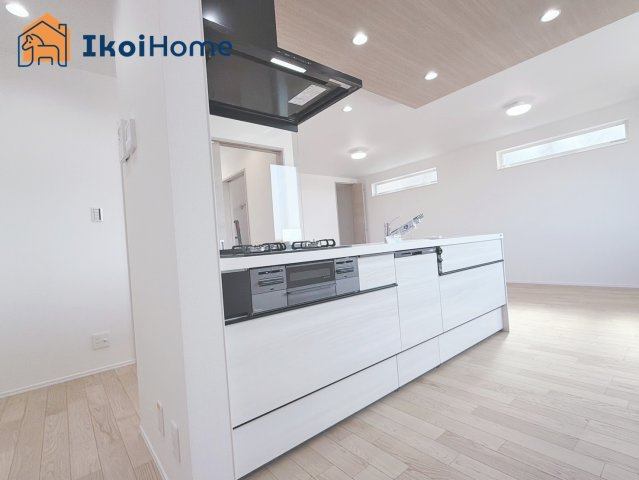 明石市東朝霧丘　4号棟　新築戸建のキッチン|【ホームページに現地動画掲載中】●年中無休：当日予約可●食洗機付きのキッチンになります。