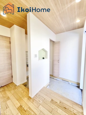 明石市東朝霧丘　3号棟　新築戸建の玄関|【ホームページに現地動画掲載中】●年中無休：当日予約可●ピッキング対策ディンプルキーダブルロック