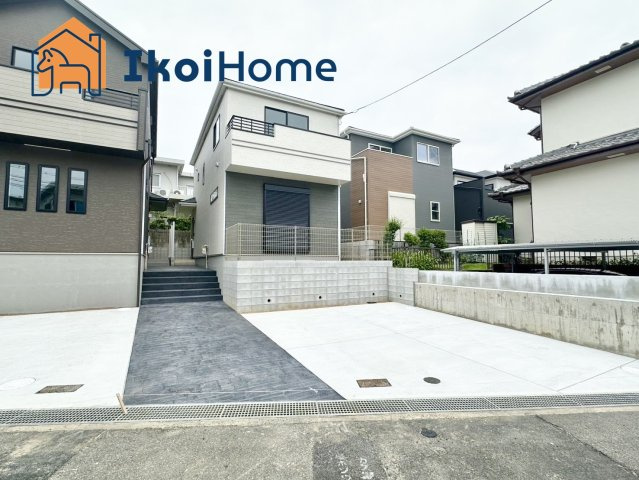 明石市大久保町高丘５丁目2期　3号棟　新築戸建の前面道路含む現地写真|物件・当店の最寄駅まで無料送迎！最短10分で指定場所へお迎えに向かいます！まずはお問い合わせ下さい！