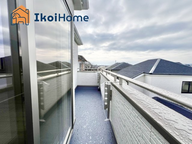 明石市東朝霧丘　新築戸建　３期のバルコニー|【ホームページに現地動画掲載中】●年中無休：当日予約可●住戸からの眺望。陽当り・通風良好です。