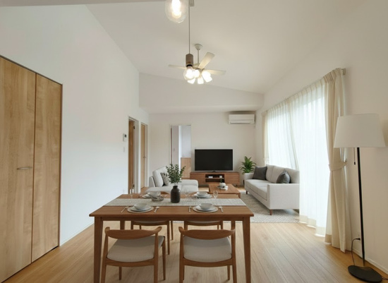 【居間・リビング】 | 三股町樺山　2,590万 4LDK