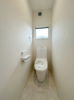 【トイレ】 | 三股町樺山　2,590万 4LDK