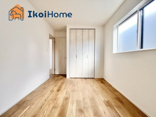 明石市中朝霧丘　新築一戸建の子供部屋|【ホームページに現地動画掲載中】●年中無休：当日予約可●「遮熱Ｌｏｗ−ｅ複層硝子入り窓」ペアガラス