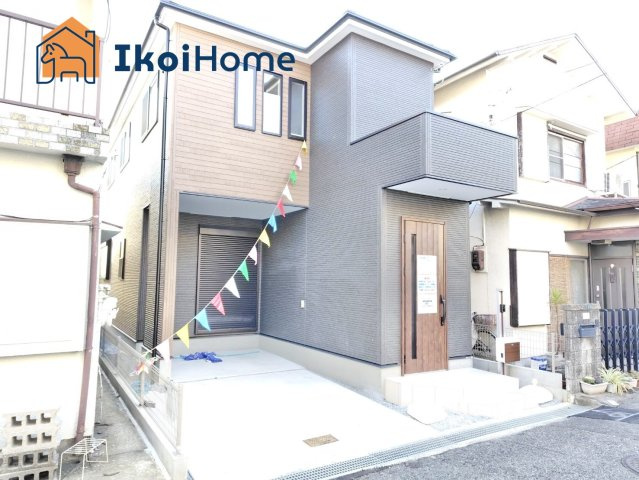 明石市中朝霧丘　新築一戸建の駐車場|【ホームページに現地動画掲載中】●年中無休：当日予約可●ビルトインガレージで大切なお車を駐車可能