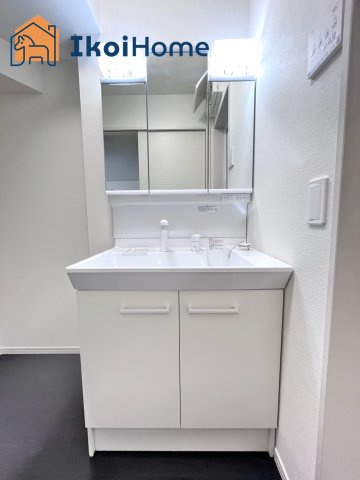 明石市西明石東町　1号棟　新築戸建の洗面所|●年中無休：当日予約可●畳２枚分の一般的な洗面室。追加で収納棚等を付けると大変便利です。