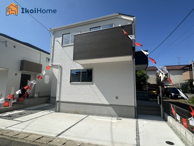 明石市西明石東町　1号棟　新築戸建の駐車場|物件・当店の最寄駅まで無料送迎！最短10分で指定場所へお迎えに向かいます！まずはお問い合わせください